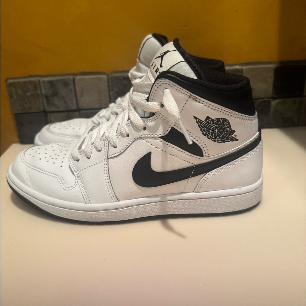 Nike Air Jordan White and Black Athletic Shoes